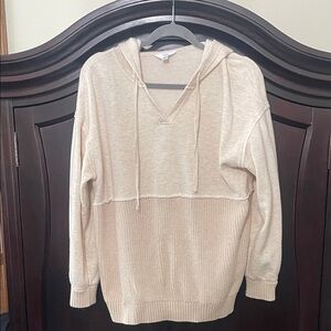 Time and Tru Cream V-Neck Sweater